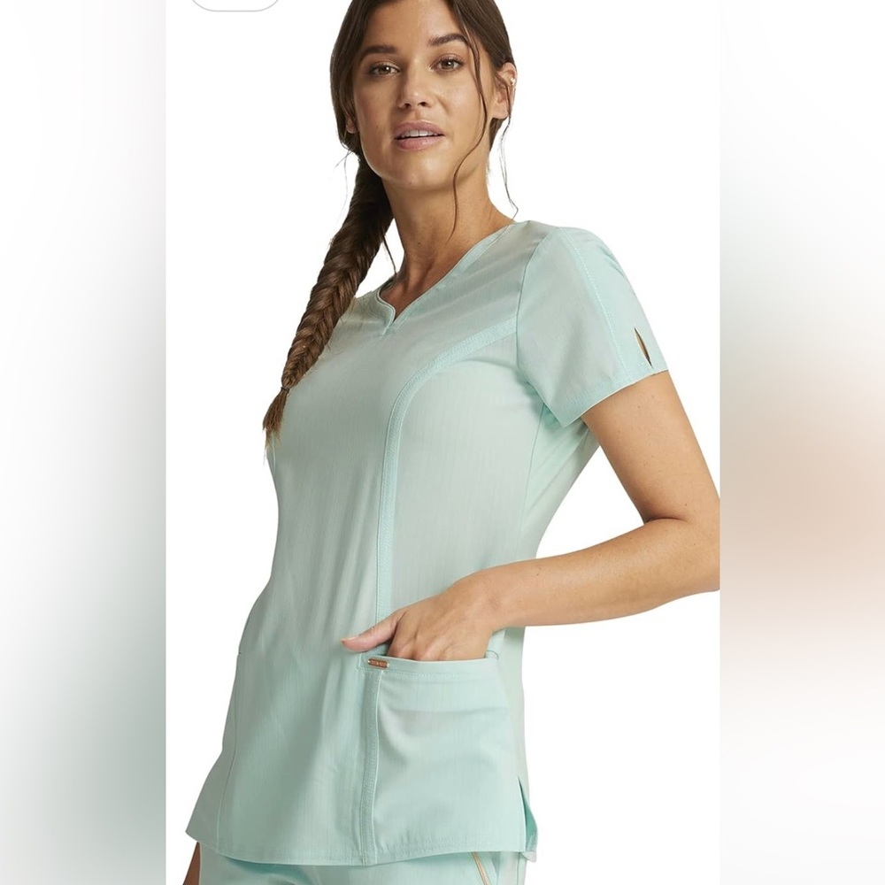 Cherokee Mint Green Scrub Top